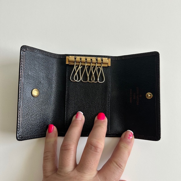 LOUIS VUITTON EPI KEY HOLDER CASE - Picture 2 of 2